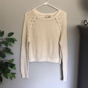 Divided cream long sleeves sweater